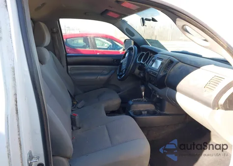 2013 Toyota Tacoma z USA, uszkodzony, nr VIN 5TFNX4CN8DX031283